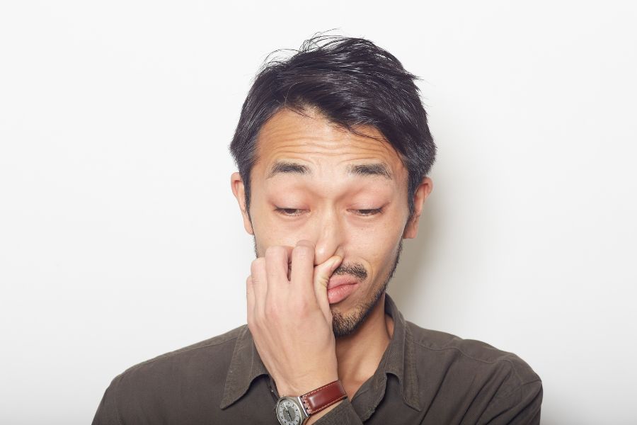 Ngứa Mũi Là Điềm Gì? Điềm Báo May Mắn Hay Rủi Ro?